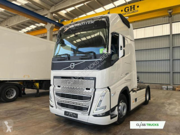 Cabeza tractora Volvo F6 FH 460 Globetrotter XL i-Save Side Skirts
