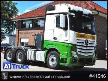 Cabeza tractora convoy excepcional Mercedes