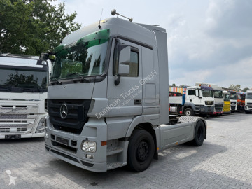 Cabeza tractora Mercedes