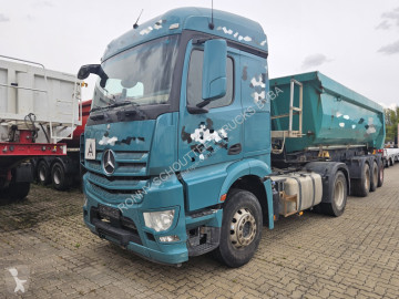 Cabeza tractora Mercedes