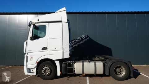 Cabeza tractora Mercedes Actros 1942 tractor unit