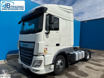 DAF tractor unit