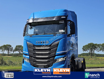 Tracteur Iveco