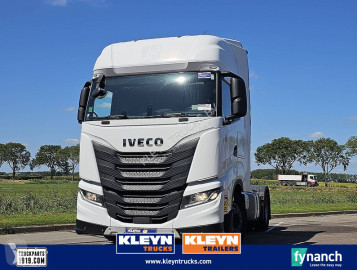 Tracteur Iveco