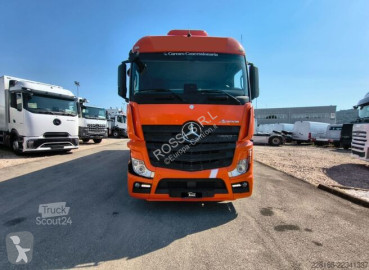 Tracteur Mercedes