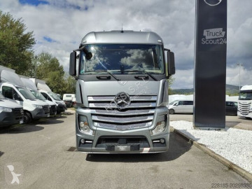 Tratores Mercedes