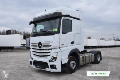 Cabeza tractora Mercedes