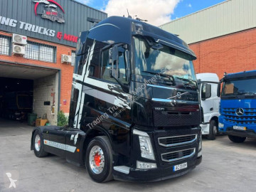 Tratores Volvo