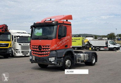 Cabeza tractora Mercedes