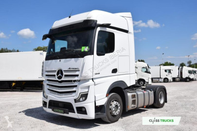 Cabeza tractora Mercedes