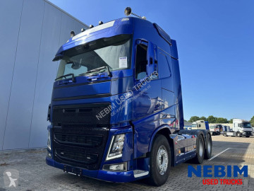Cabeza tractora Volvo