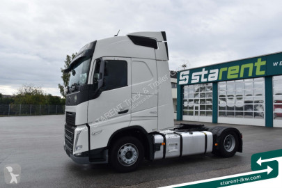 Cabeza tractora Volvo