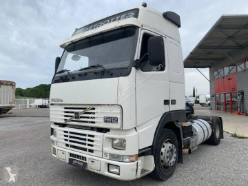 Cabeza tractora Volvo