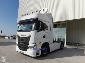 Cabeza tractora Iveco