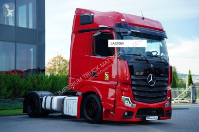 Mercedes
