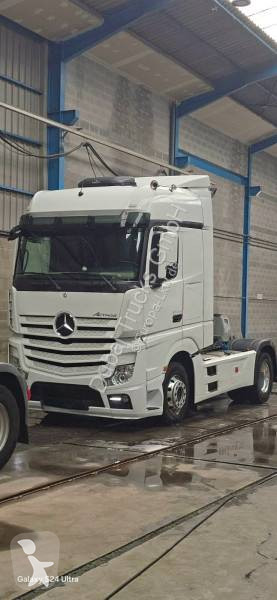 Tratores Mercedes