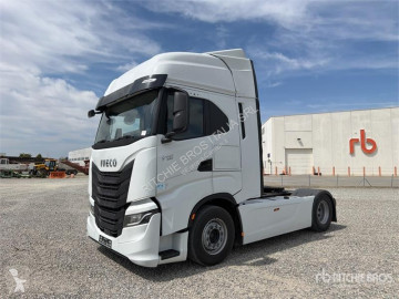Cabeza tractora Iveco