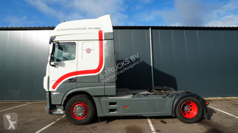 Cabeza tractora DAF