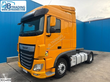 Cabeza tractora DAF