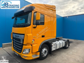 Cabeza tractora DAF