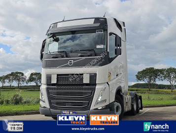 Cabeza tractora Volvo