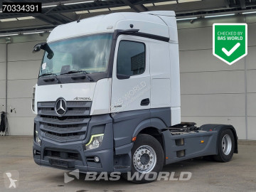 Cabeza tractora Mercedes