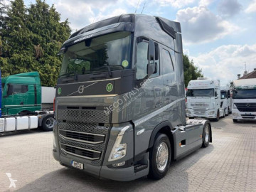 Cabeza tractora Volvo