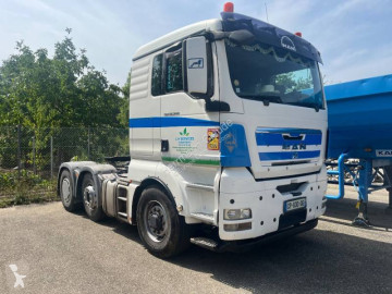 Cabeza tractora convoy excepcional MAN