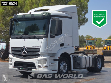 Cabeza tractora Mercedes
