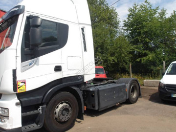 Cabeza tractora Iveco Stralis NP400