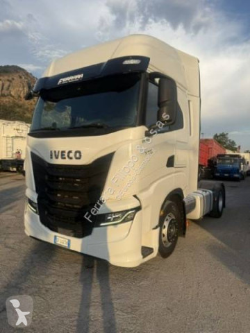 Iveco S-WAY 510 tractor unit
