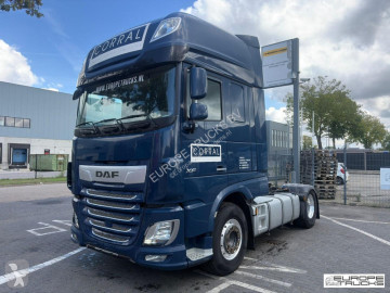 Cabeza tractora DAF
