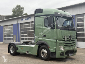 Mercedes