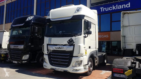 Cabeza tractora DAF