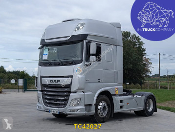 Cabeza tractora DAF