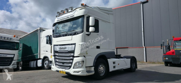 Cabeza tractora DAF