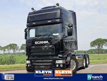 Влекач Scania