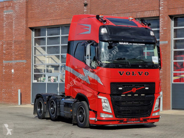 Cabeza tractora Volvo