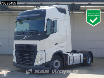 Cabeza tractora Volvo