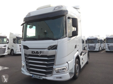 Cabeza tractora DAF