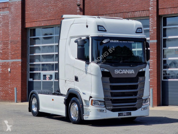 Cabeza tractora Scania nueva