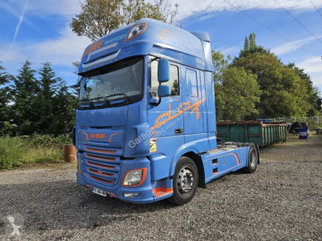 Cabeza tractora DAF