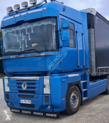 Tahač Renault Magnum 520 DXI
