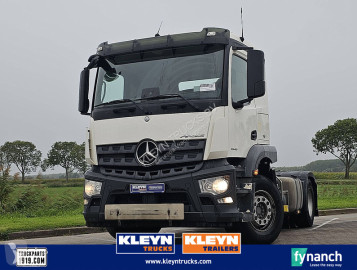 Cabeza tractora Mercedes