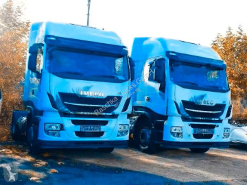 Тягач Iveco