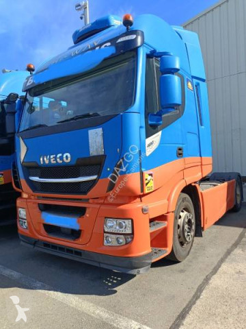 Tahač Iveco