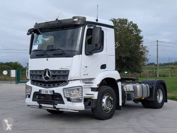 Tahač Mercedes Actros 1843