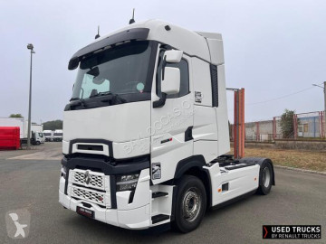 Tahač Renault T-High