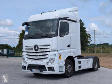Tractor Mercedes Actros 1845