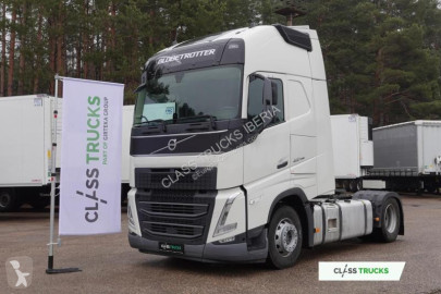Volvo nyergesvontató